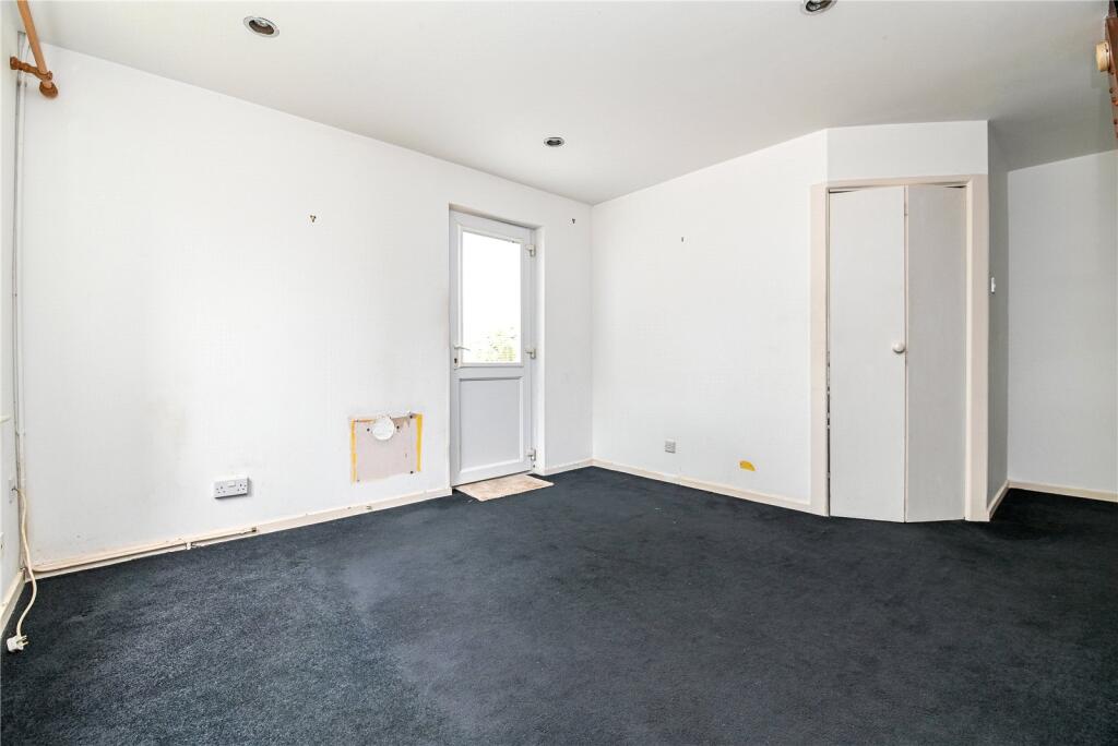 Additional image 3 of Chatsworth Way, New Milton, Hampshire, BH25