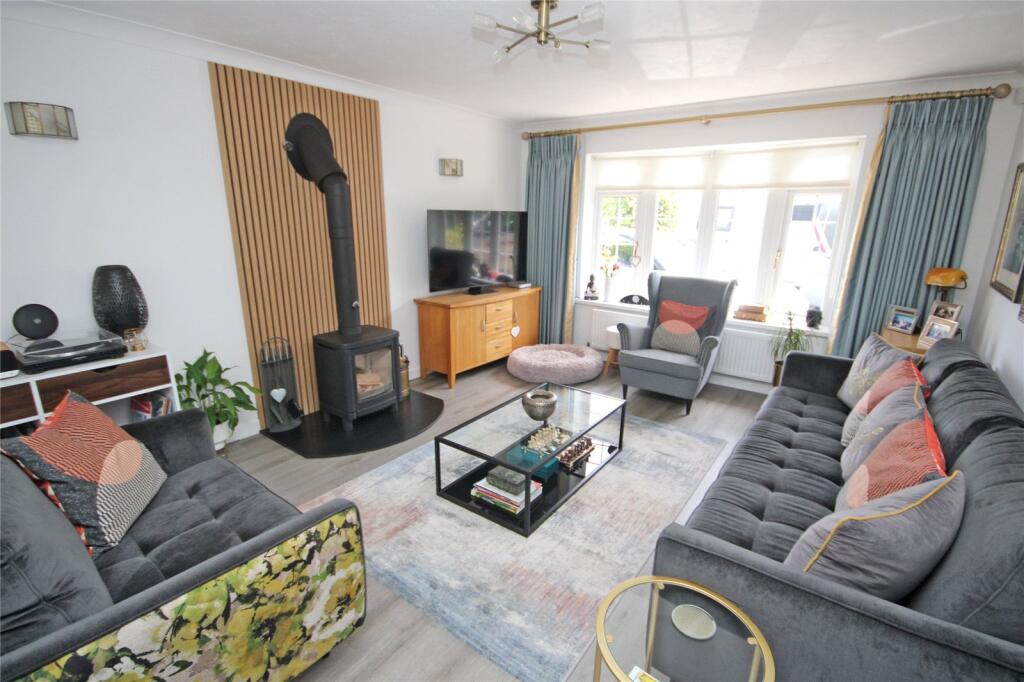 Additional image 3 of Everon Gardens, New Milton, Hampshire, BH25