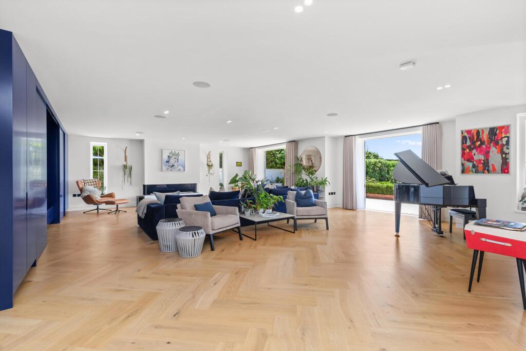 Additional image 11 of Tamarisk Way, East Preston, Littlehampton, West Sussex, BN16.