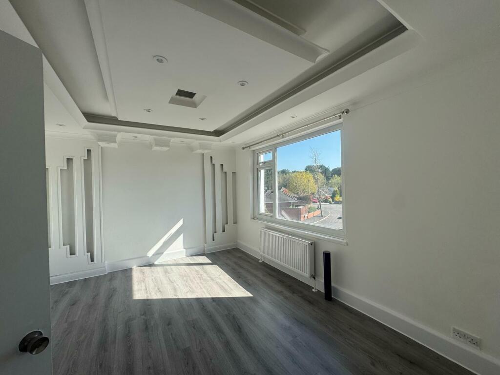 Additional image 6 of LARGE Commercial and Residential Space