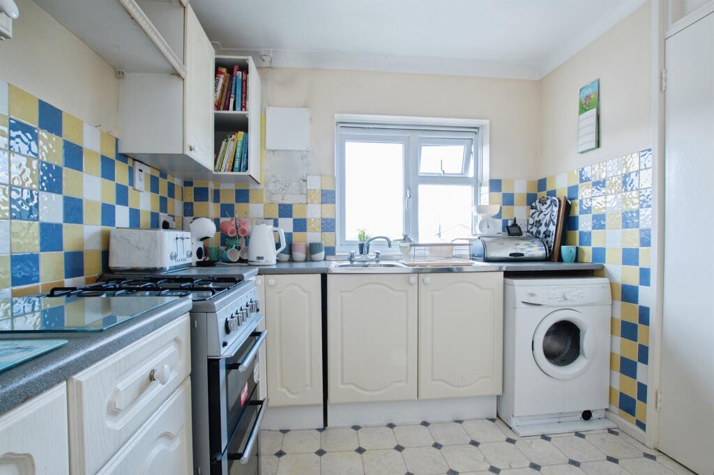 Additional image 3 of King John Close, Bournemouth