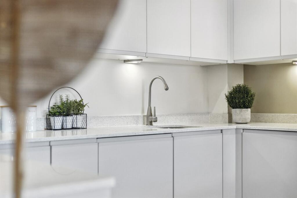 Additional image 3 of Canaway Court