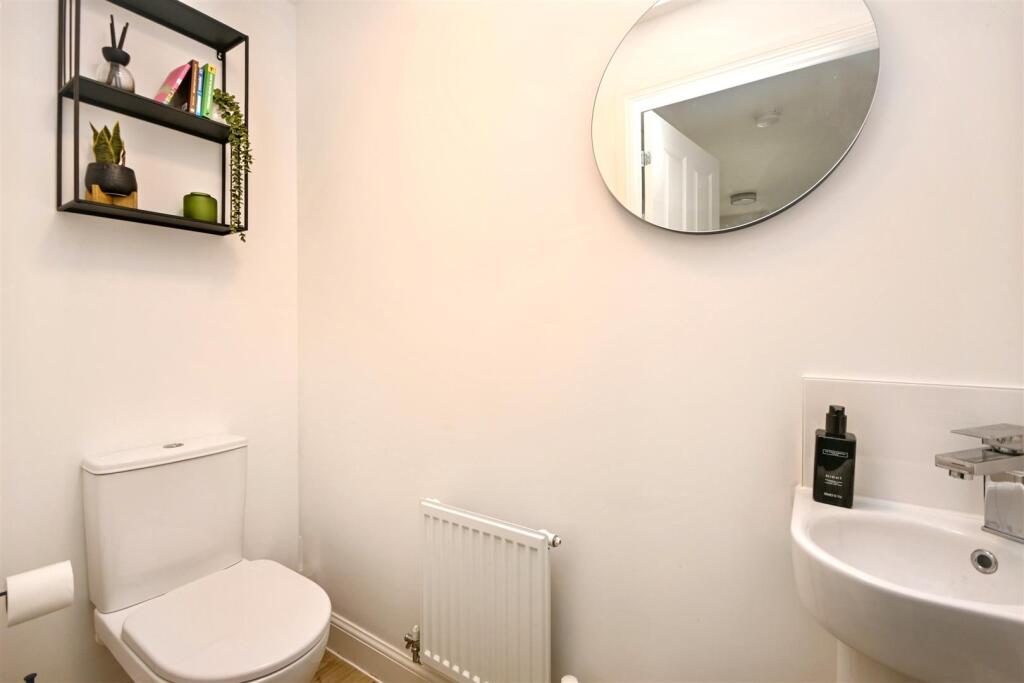 Additional image 9 of Coniston Avenue, Eastbourne