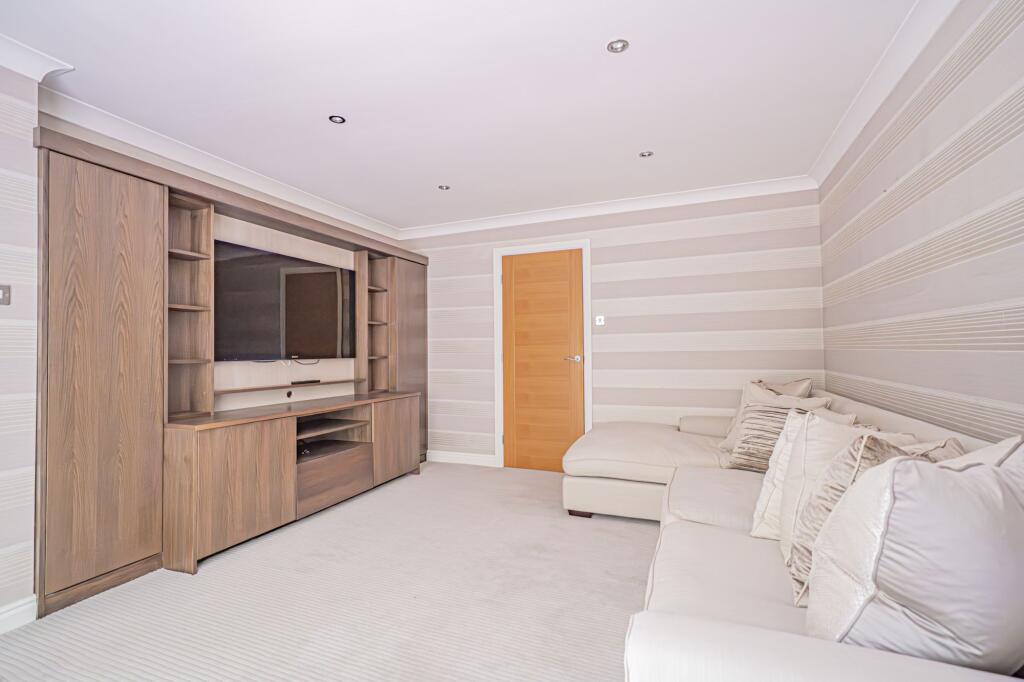 Additional image 9 of Whitford Drive, Shirley, B90