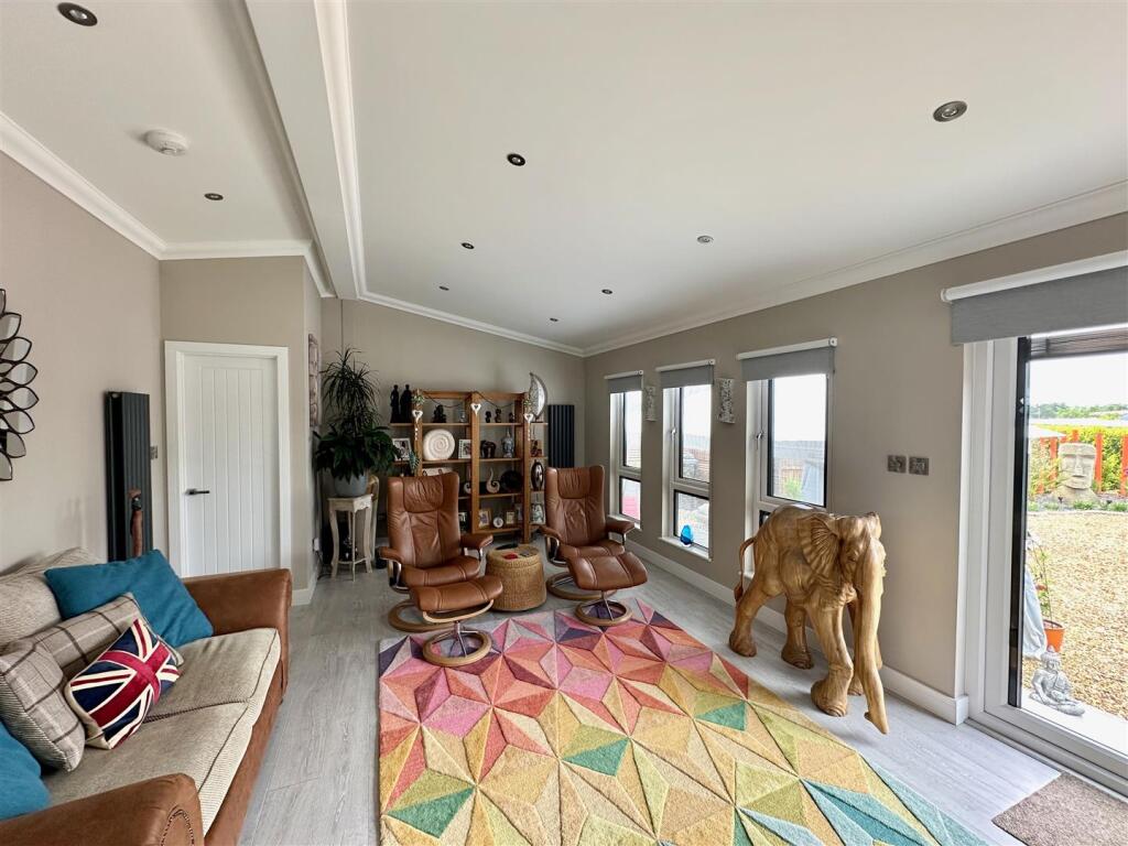 Additional image 4 of Pompeys Lane, Ferndown