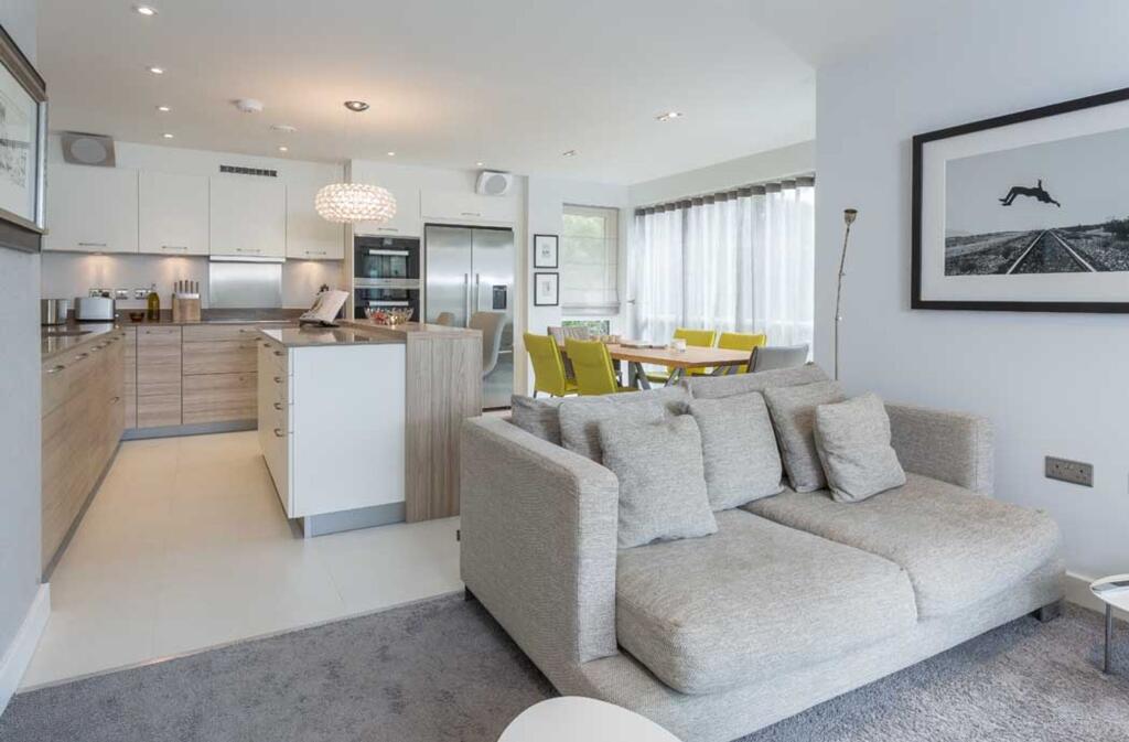 Additional image 4 of Apartment 14  Haven Road, Canford Cliffs, Poole, BH13 7LH