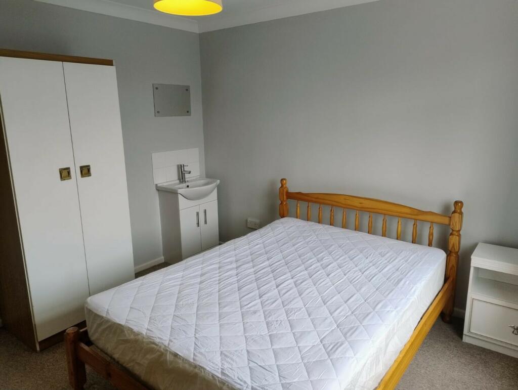 Additional image 14 of Student house on Acton Road