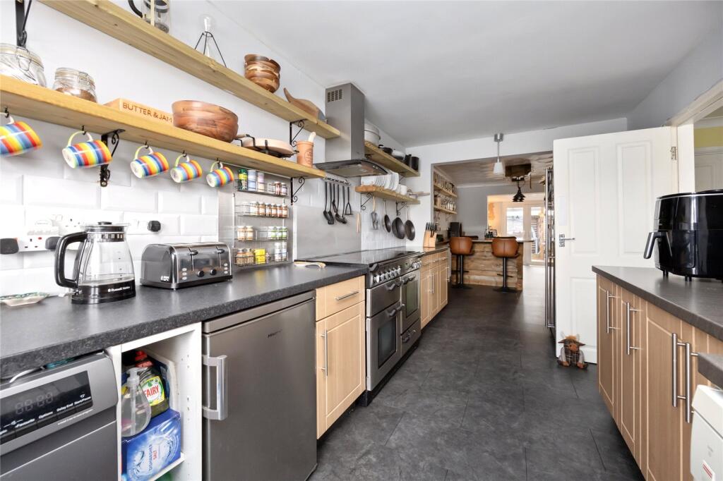 Additional image 11 of Southfields Road, Littlehampton, West Sussex, BN17