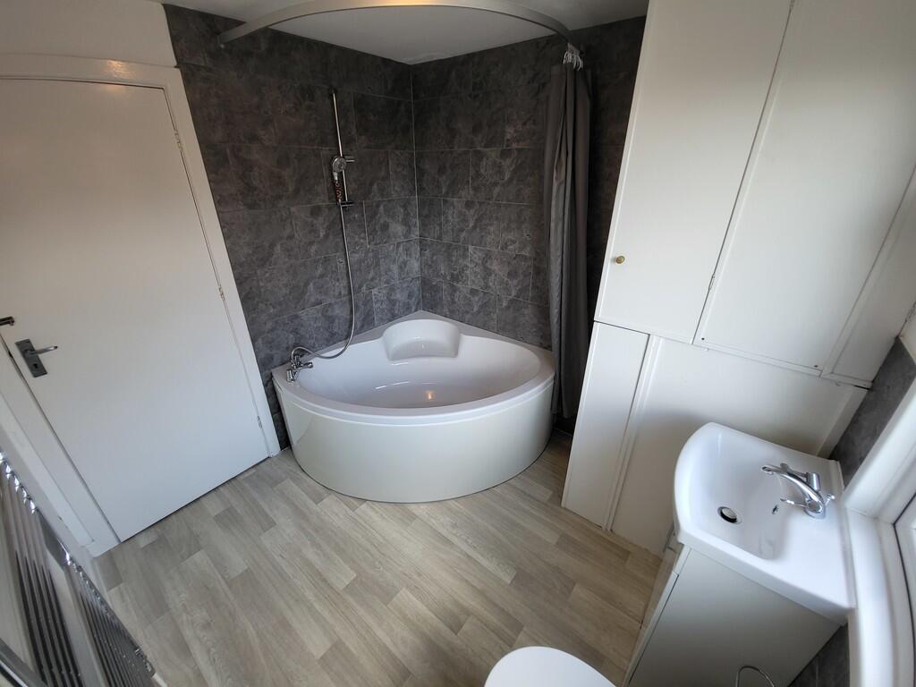 Additional image 26 of Hengistbury Road, Southbourne