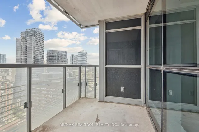 Additional image 33 of 386 Yonge St Unit 2201