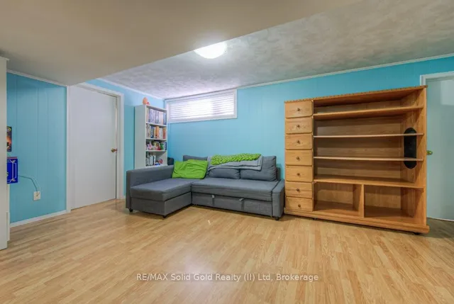 Additional image 25 of 16 Wolfe's Crt