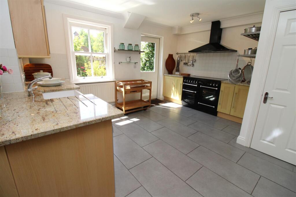 Additional image 8 of Surrey Street, Littlehampton