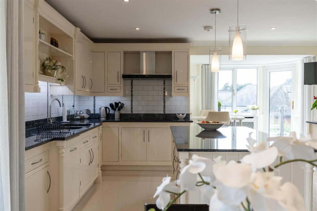 Additional image 18 of Nairn Road, Canford Cliffs