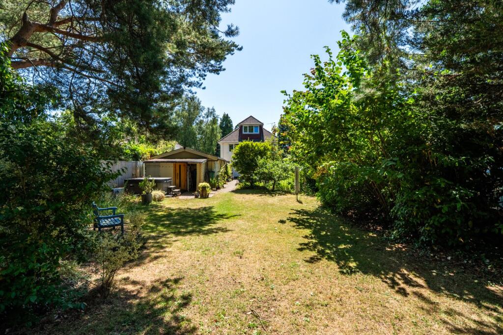 Additional image 39 of The Avenue, West Moors, Ferndown, Dorset, BH22