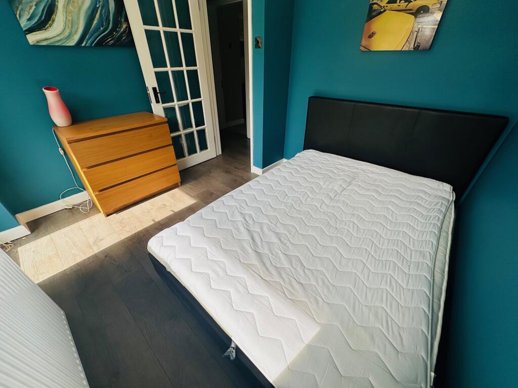 Additional image 7 of Richmond Park Road, BOURNEMOUTH