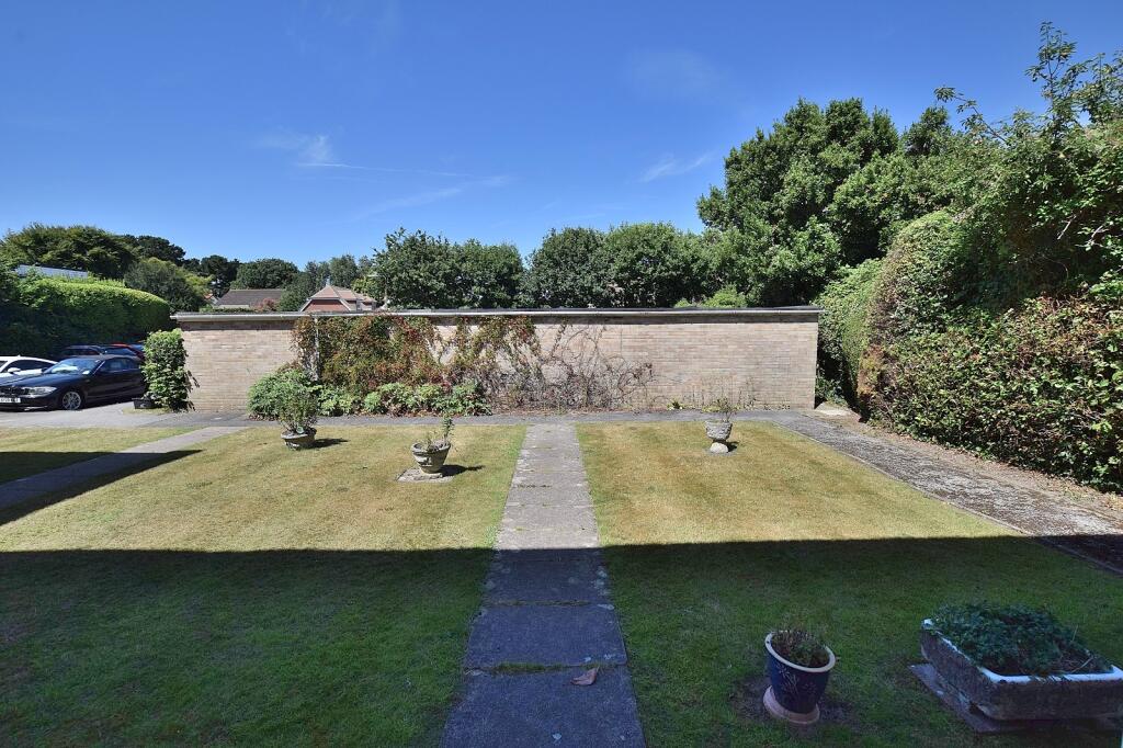 Additional image 13 of Royston Place, Barton On Sea, New Milton, Hampshire. BH25 7AJ