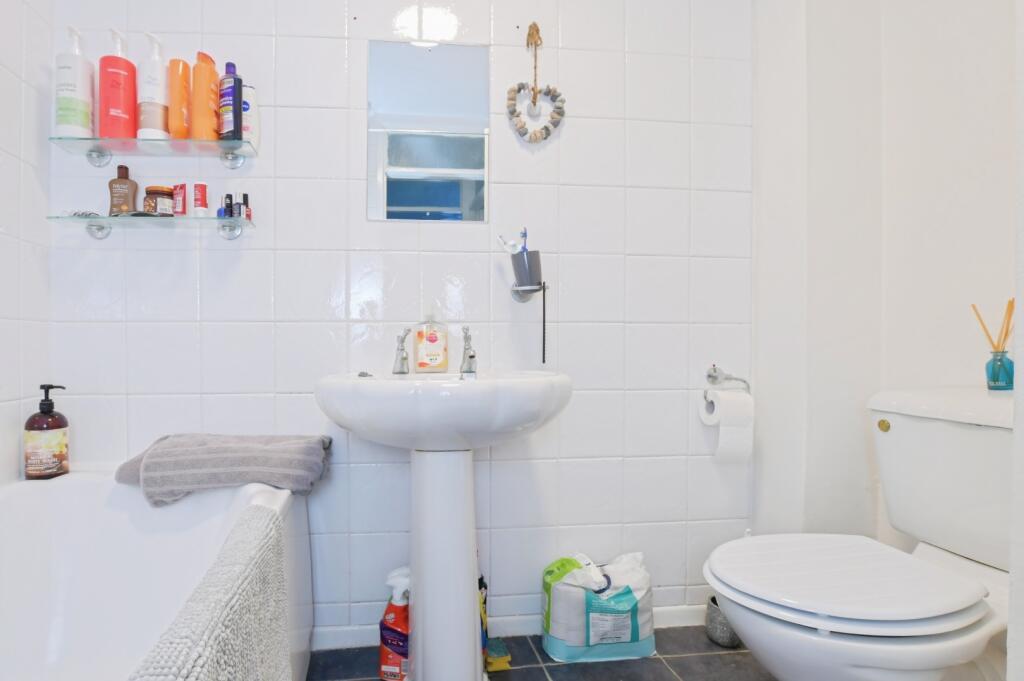 Additional image 8 of Viscount Walk, Bournemouth, Dorset