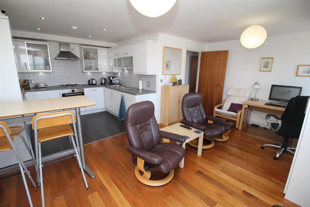 Additional image 9 of High Street, Poole