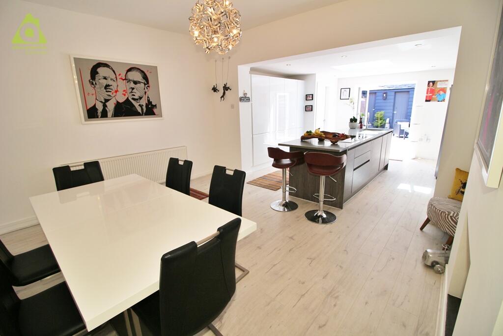 Additional image 8 of Manchester Road, Westhoughton, BL5 3LA