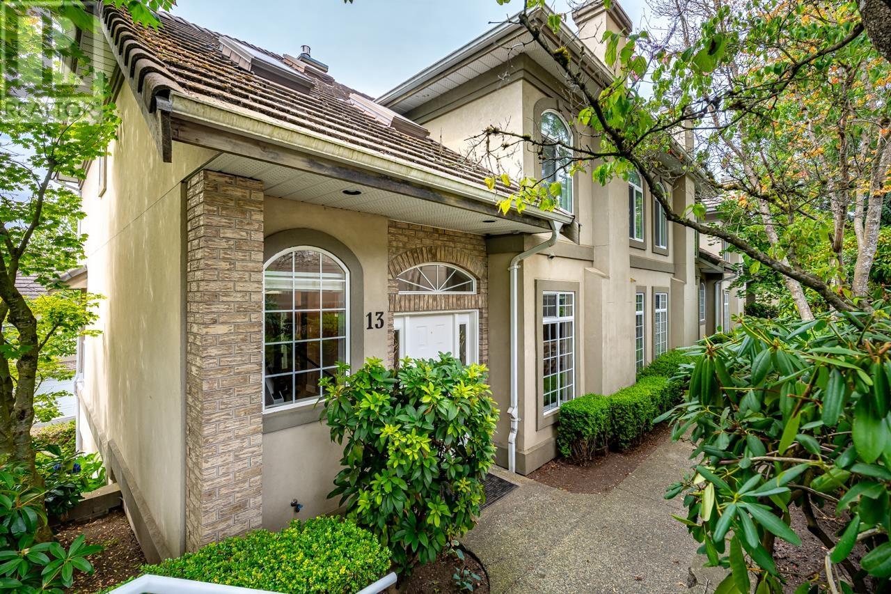 Primary image of 13 915 FORT FRASER RISE|Port Coquitlam, British Columbia V3C6K3