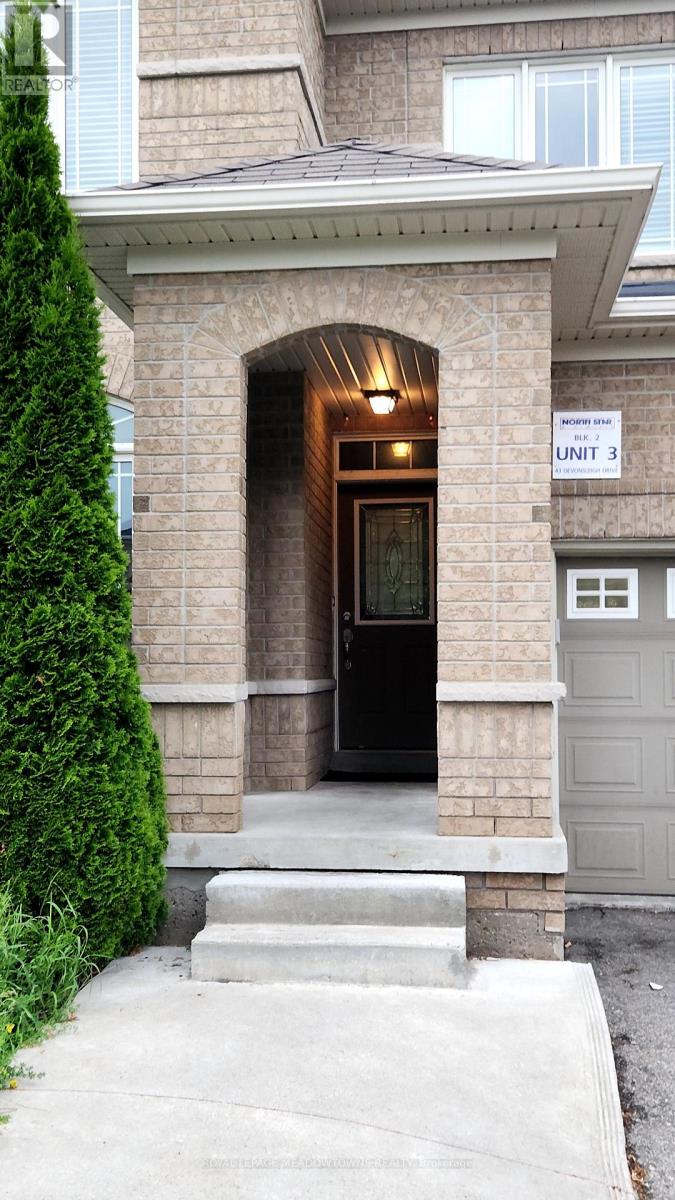 Property image for 43 DEVONSLEIGH DRIVE|Brampton (Fletcher's Meadow), Ontario L7A3S3