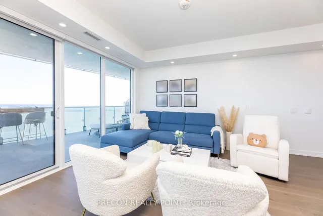 Additional image 23 of 15 Queens Quay St Unit 3202