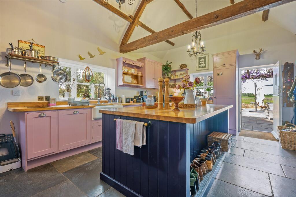 Additional image 4 of New Barn Fram, Knowlton, Wimborne, BH21