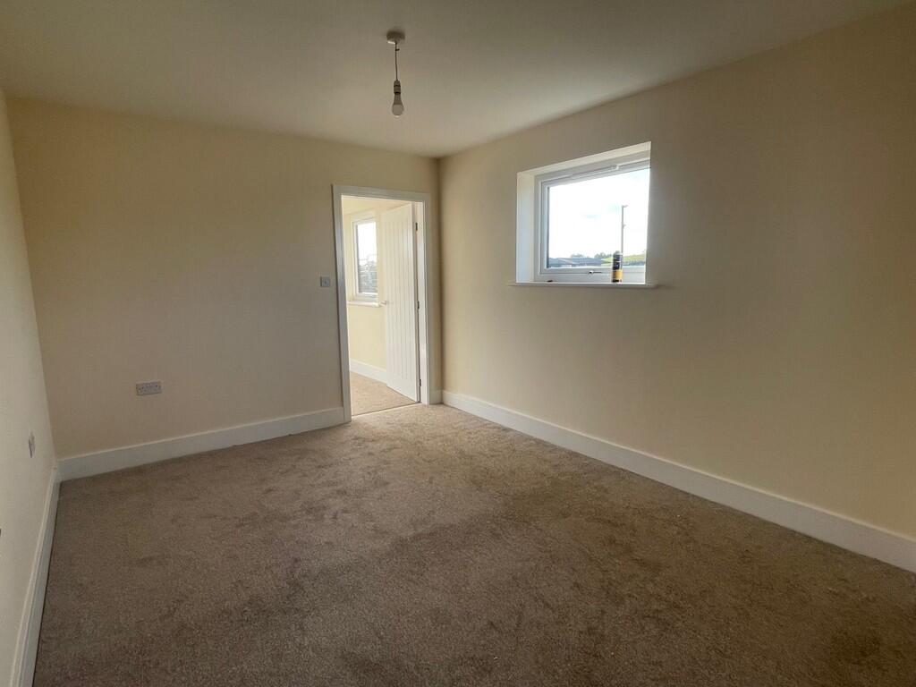 Additional image 6 of Cliff Hollins Lane, East Bierley