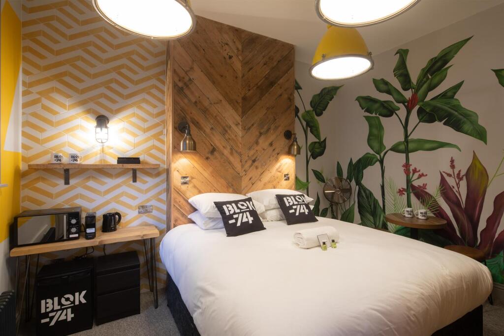 Additional image 9 of Broad Street and Middle Street, Brighton