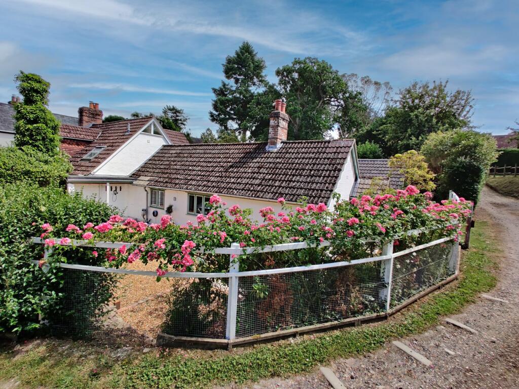Additional image 22 of Lester Square, Burley, Ringwood, BH24