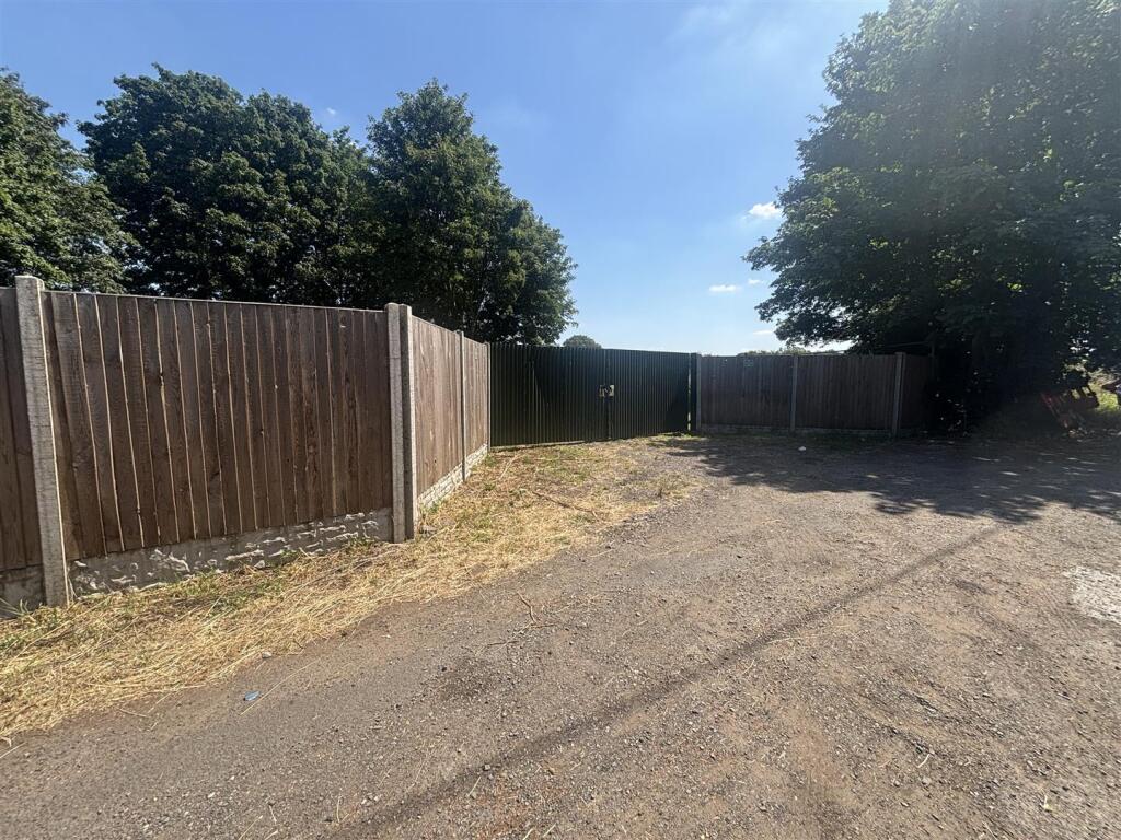 Additional image 10 of Nuneaton Road, Over Whitacre, Coleshill