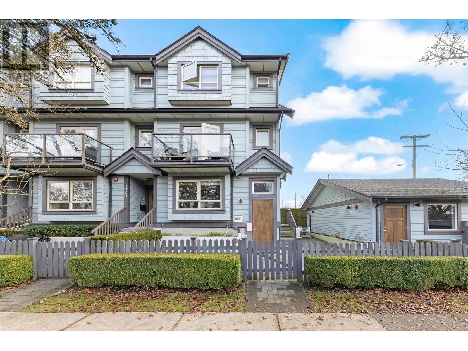 6030 PRINCE EDWARD STREET|Vancouver, British Columbia V5W2X9