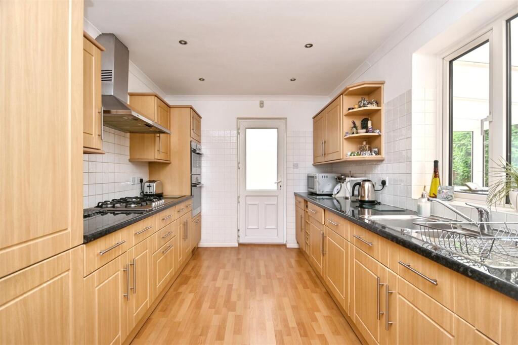 Additional image 28 of Kings Drive, Eastbourne