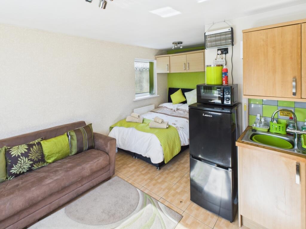 Additional image 14 of Tyersal Road, Bradford