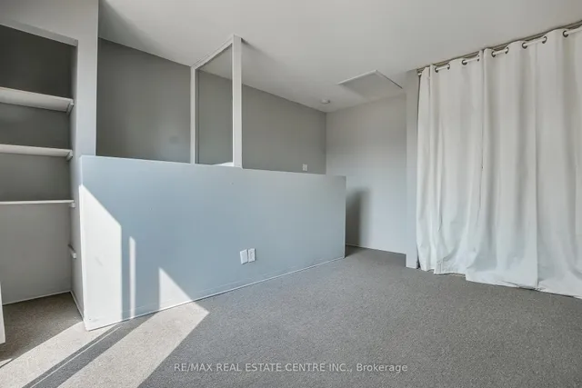 Additional image 18 of 67 Valleyview Rd Unit 35