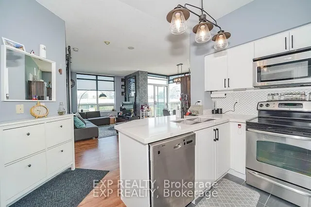 Additional image 16 of 231 Fort York Blvd Unit 730