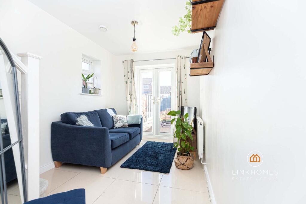 Additional image 19 of Chetnole Close, Poole, BH17