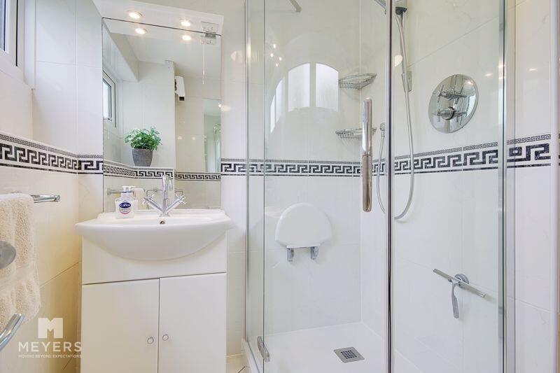 Additional image 10 of Carlinford, 26 Boscombe Cliff Road, Bournemouth BH5