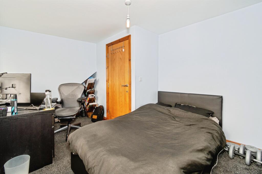 Additional image 11 of Como Gardens, Bradford, BD8