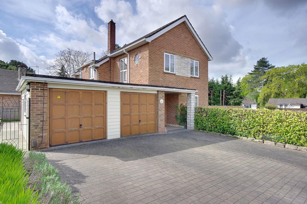 Additional image 45 of Queens Park, Bournemouth