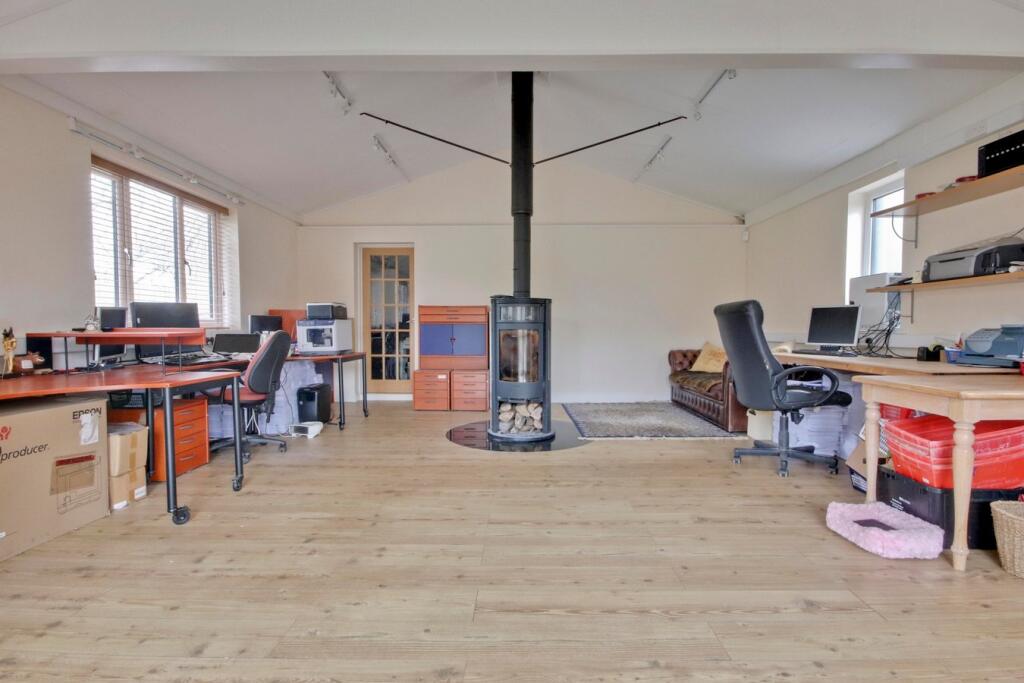 Additional image 17 of South Drive, Ossemsley, New Milton, BH25