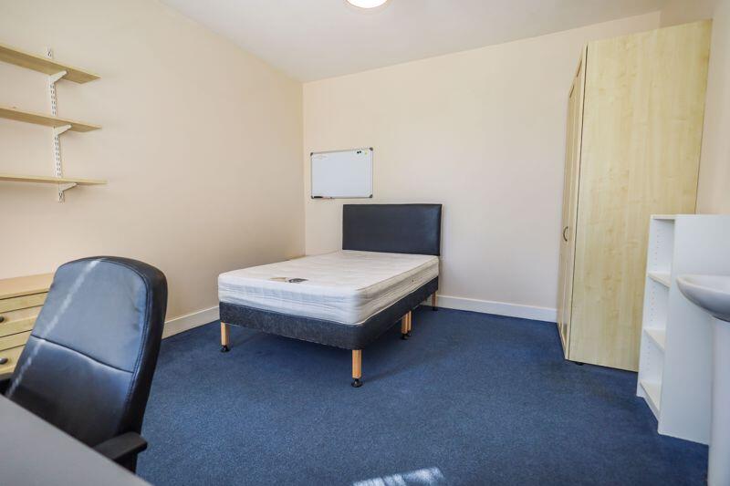 Additional image 11 of Room To Let - Heron Court Road, Bournemouth