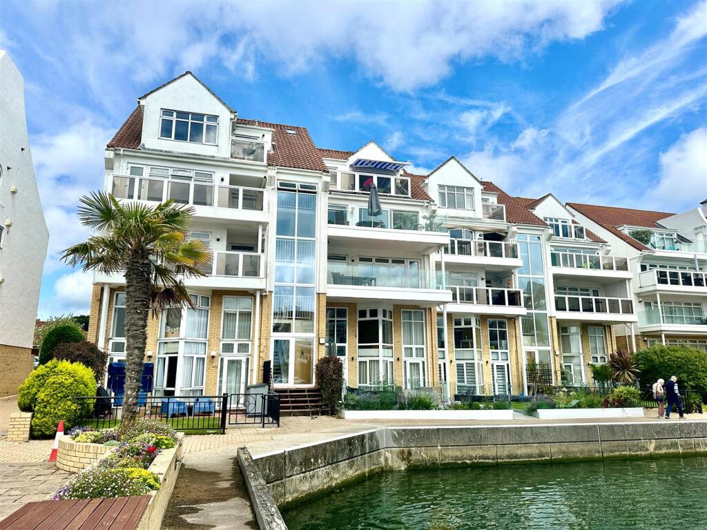 Additional image 3 of Lake Avenue, Poole