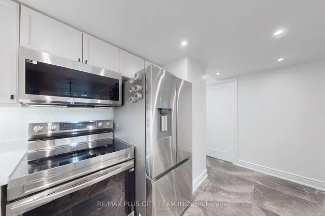 Additional image 9 of 8 Park Rd Unit 2515