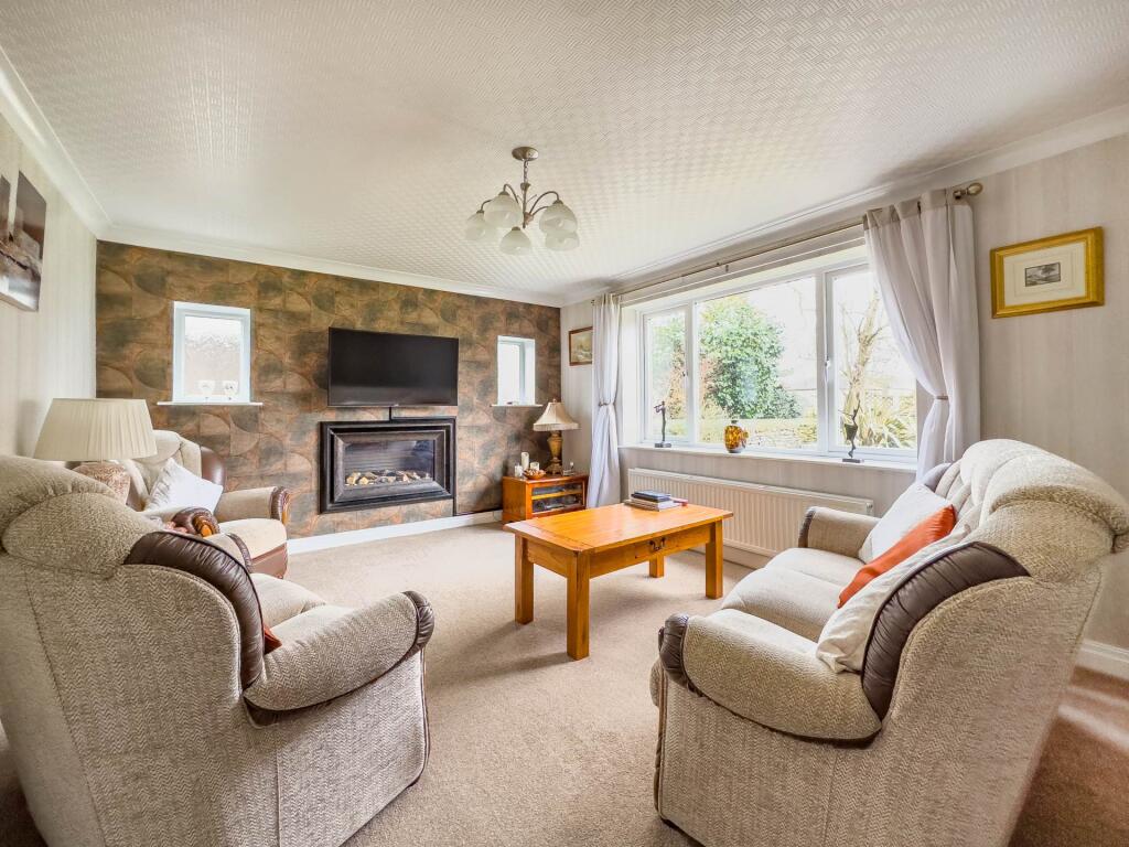 Additional image 6 of Reform Street, Gomersal