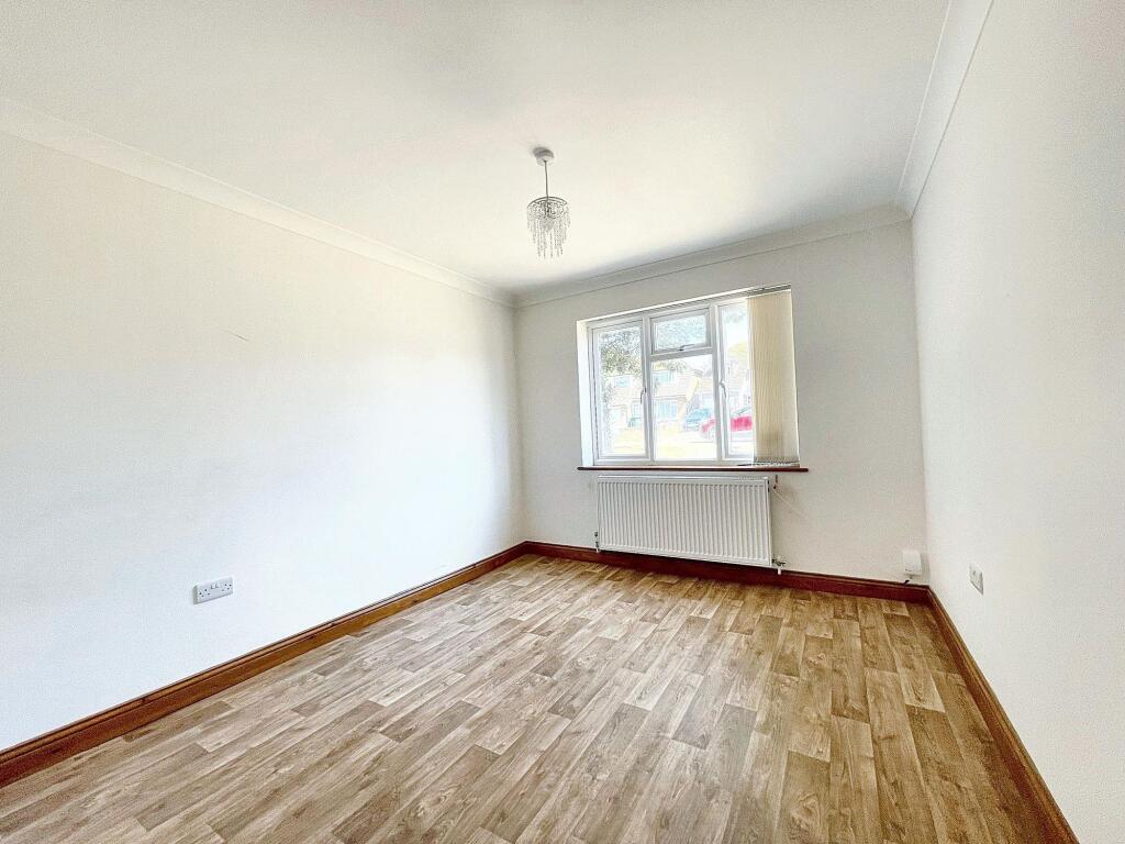 Additional image 11 of Central Avenue, Telscombe Cliffs, BN10 7NB