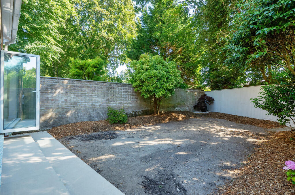 Additional image 17 of Latimers Close, Highcliffe, Christchurch, BH23