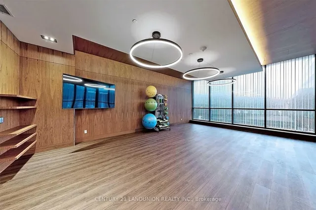 Additional image 29 of 19 Bathurst St Unit 902