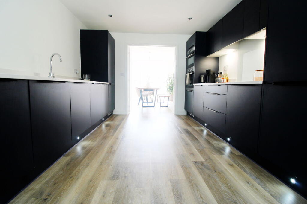 Additional image 4 of Stone Cross, BN24 5JX