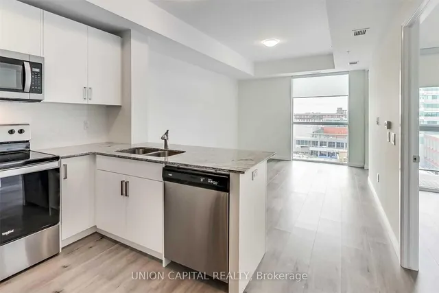 Additional image 13 of 60 Charles St Unit 801